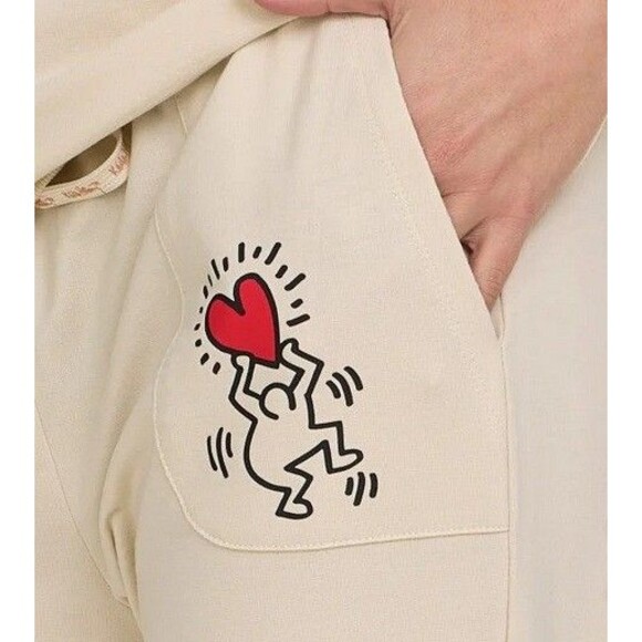 Keith Haring Soft Fleece Lounge Set Long Sleeve Crew & Joggers Cream NWT - Picture 4 of 4